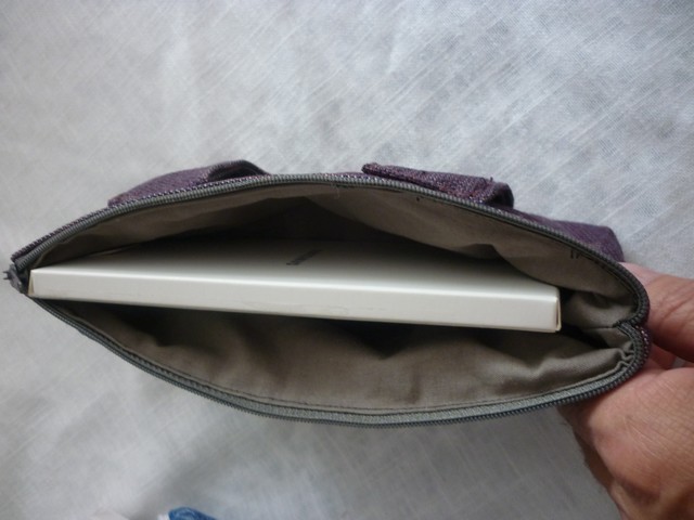 Pochette range téléphone 